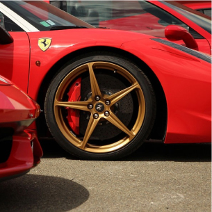 Grage entretien et réparation de Ferrari, Garage Batayer à Houdun - Yvelines (78)