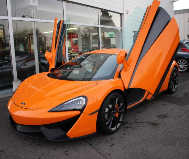 Garage vente voitures de luxe d'occasion - Garage Batayer à Houdun, Yvelines (78), Ile de France - Garage Batayer à Houdun, Yvelines (78), Ile de France - Garage Batayer à Houdun, Yvelines (78), Ile de France - Garage Batayer à Houdun, Yvelines (78), Ile de France