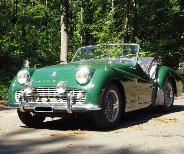Cabriolet de prestige d'occasion - Garage Batayer à Houdun, Yvelines (78), Ile de France
