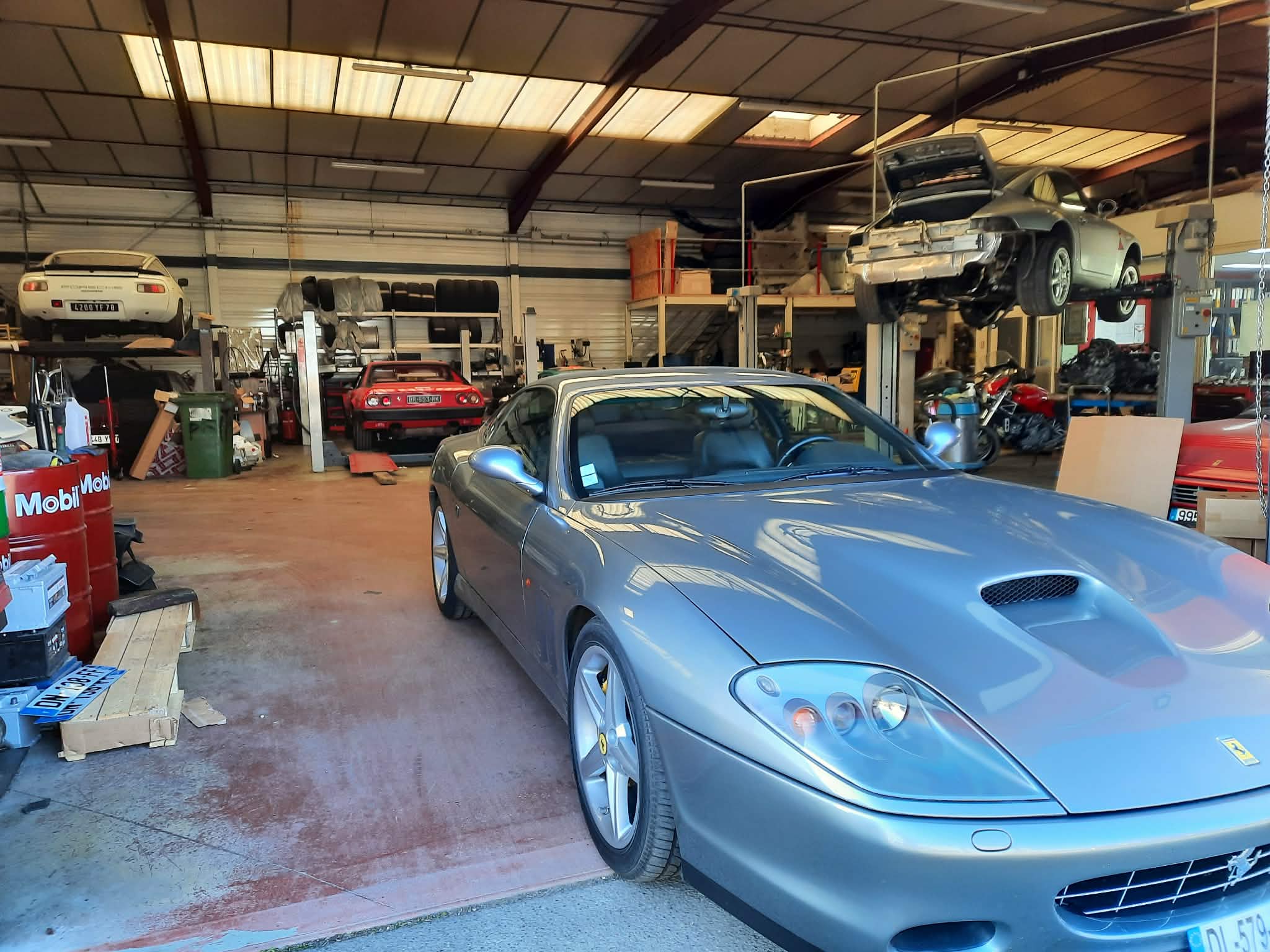 entretien d’une grande Ferrari V12