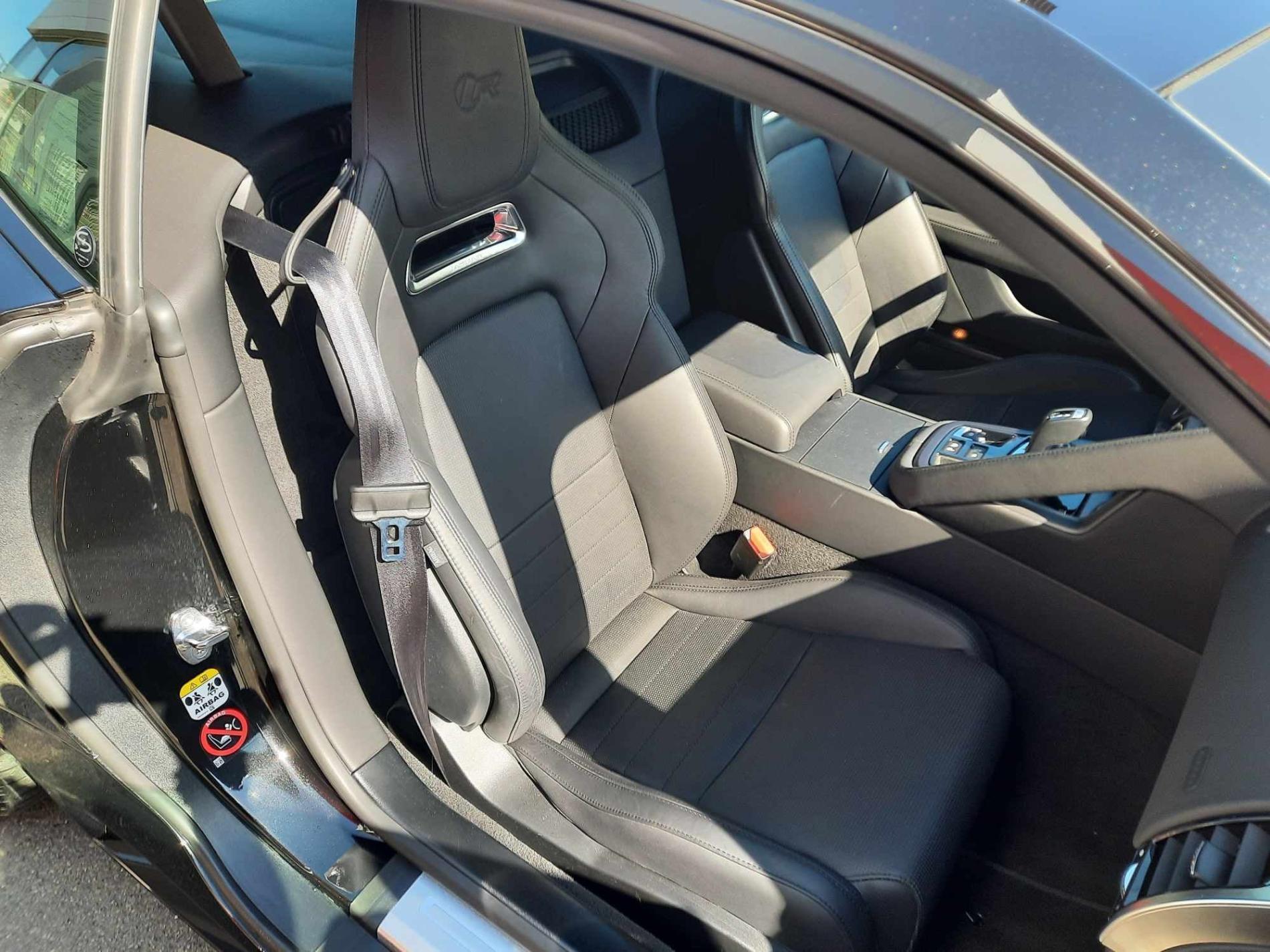 Jaguar F-Type V8 : l&rsquo;instinct &agrave; l&rsquo;&eacute;tat pur