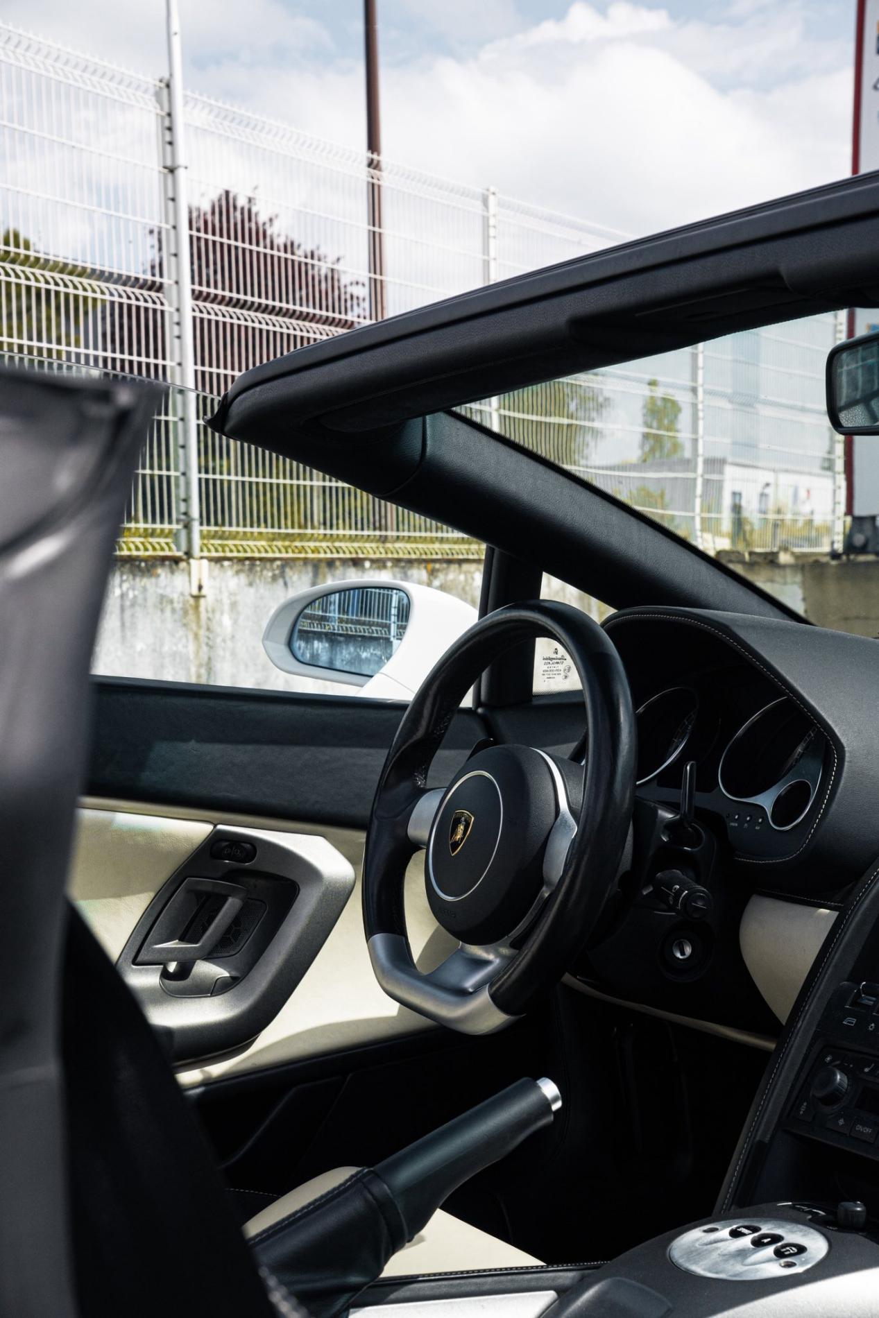 Quand le regard r&eacute;v&egrave;le la machine : une Lamborghini Gallardo sous l&rsquo;objectif de Tristan