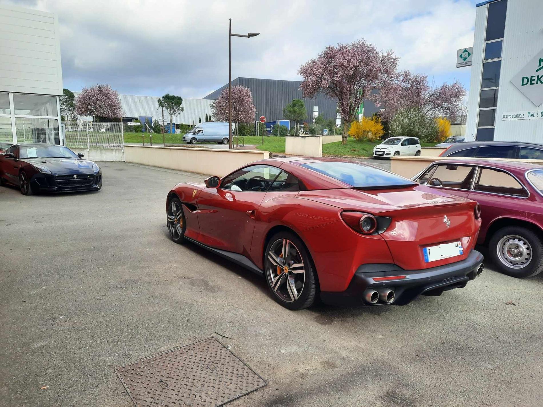 V&eacute;hicule imm&eacute;diatement disponible